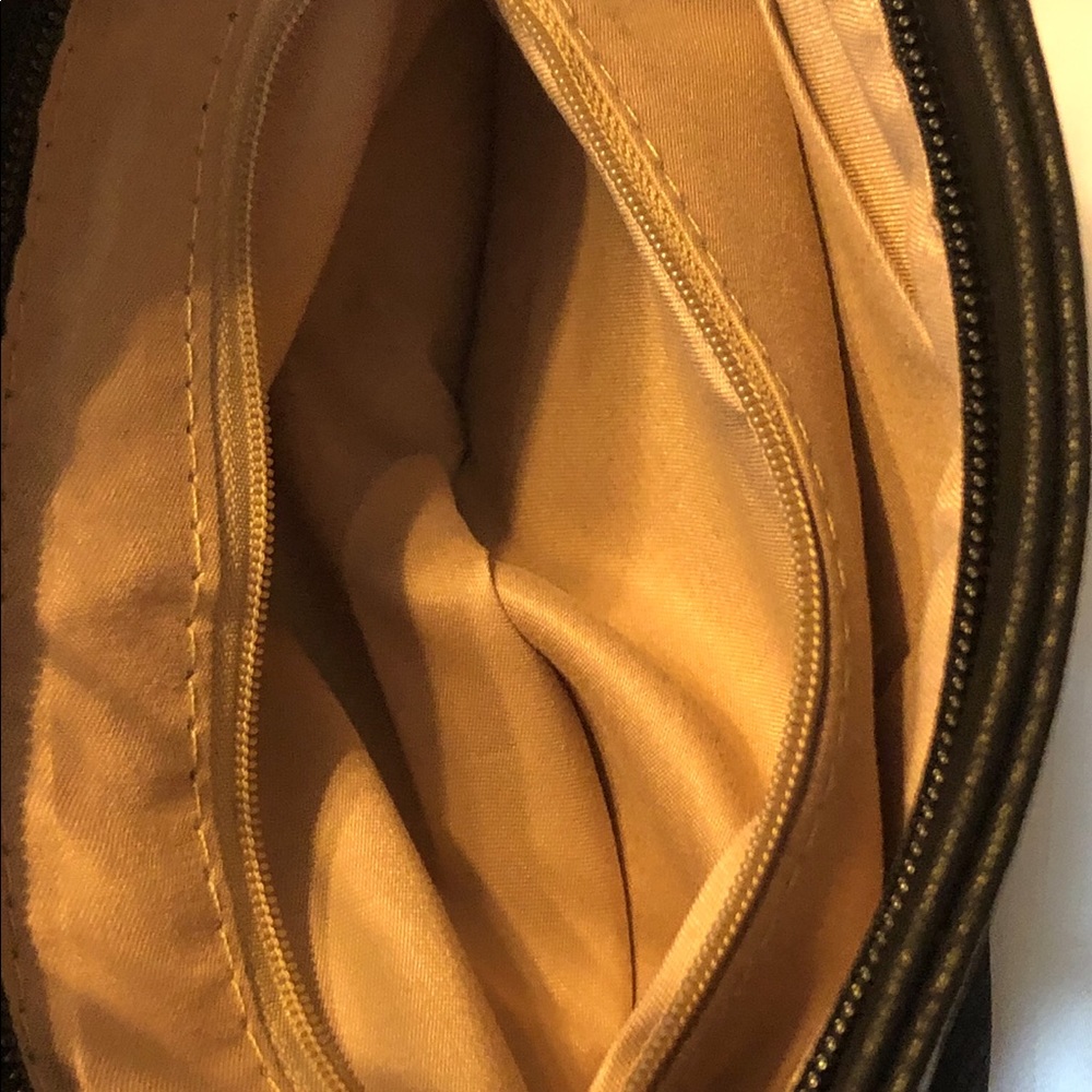 Brand new ValeRio handbag - Picture 5 of 8